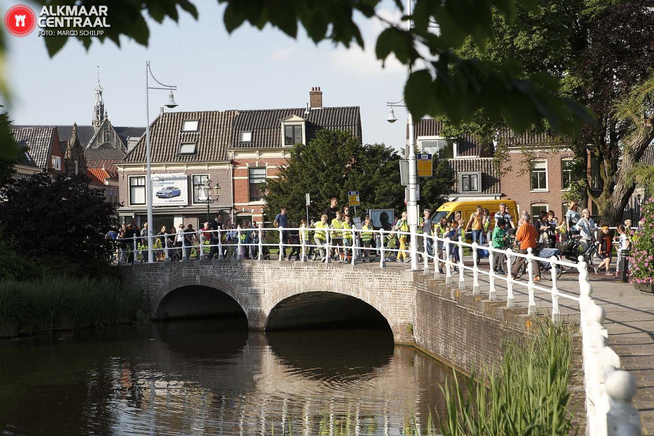 Lopers Avond4daagse feestelijk ingehaald (FOTO's)