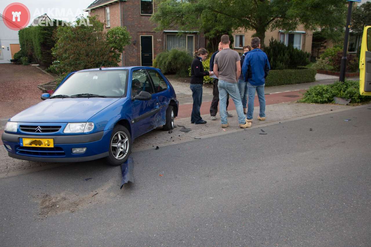 'Even iets pakken' leidt tot dubbel total-loss (FOTO's)