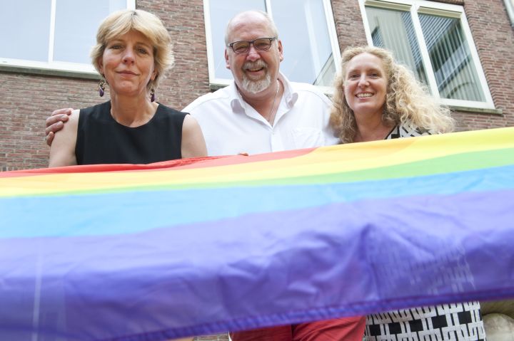 20140708 homoambassadeurs