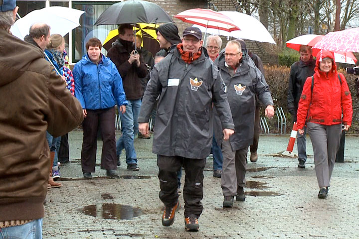 Wandelaars voor Santiago de Compostella zijn in Zaandam 05